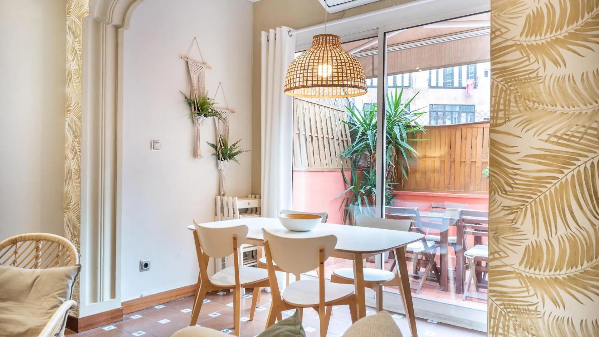 Spacious & Sunny Apt With Terrace In The City Center Barcelona Spain