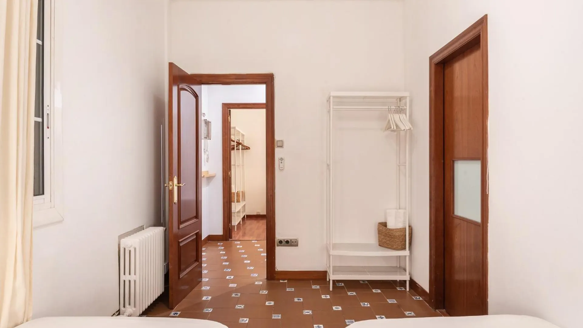 Spacious & Sunny Apt With Terrace In The City Center Barcelona 0*,
