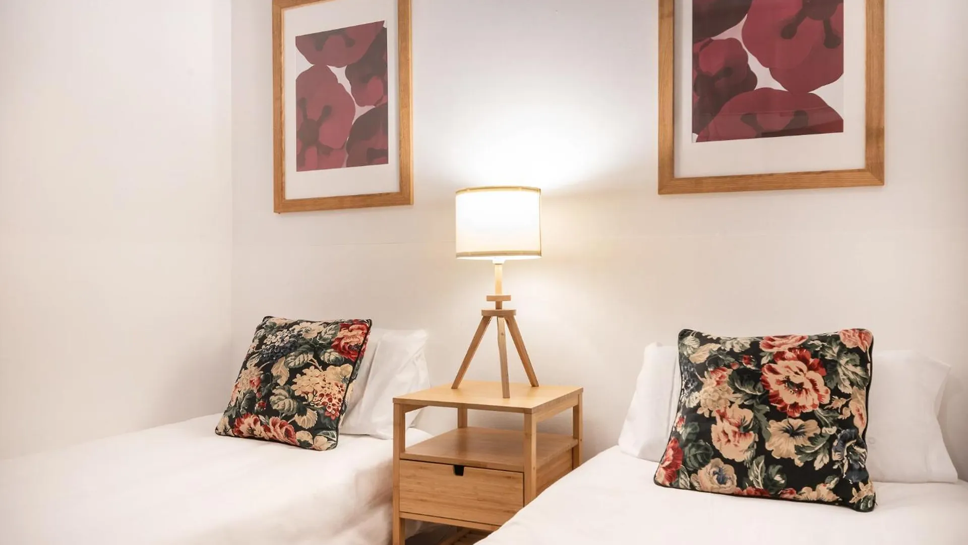 Spacious & Sunny Apt With Terrace In The City Center Barcelona Spain